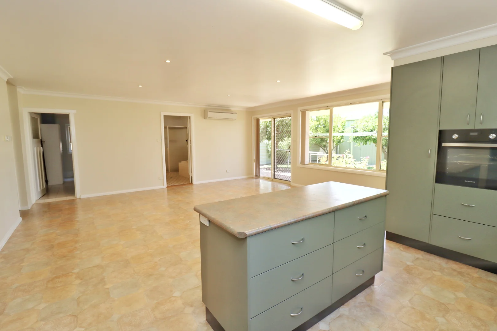 Additional image 12 of 18 Denman Street, Cowra NSW 2794