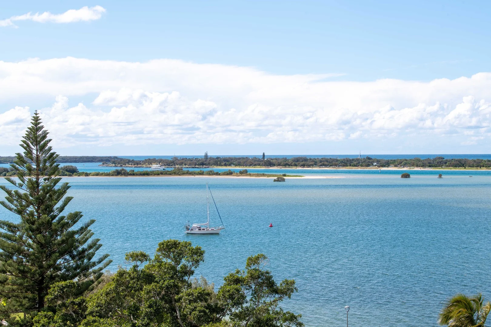 803/212 Marine Parade, Labrador QLD 4215