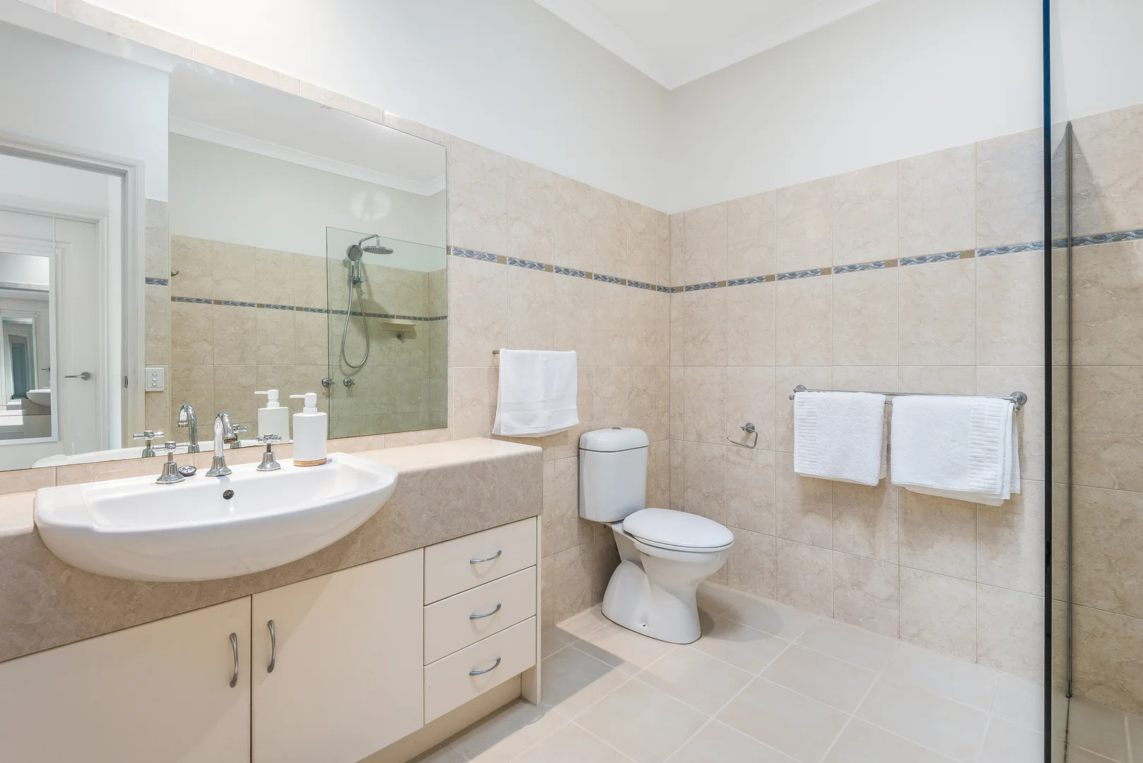 Additional image 8 of 1 Gumtree Court, Highton VIC 3216