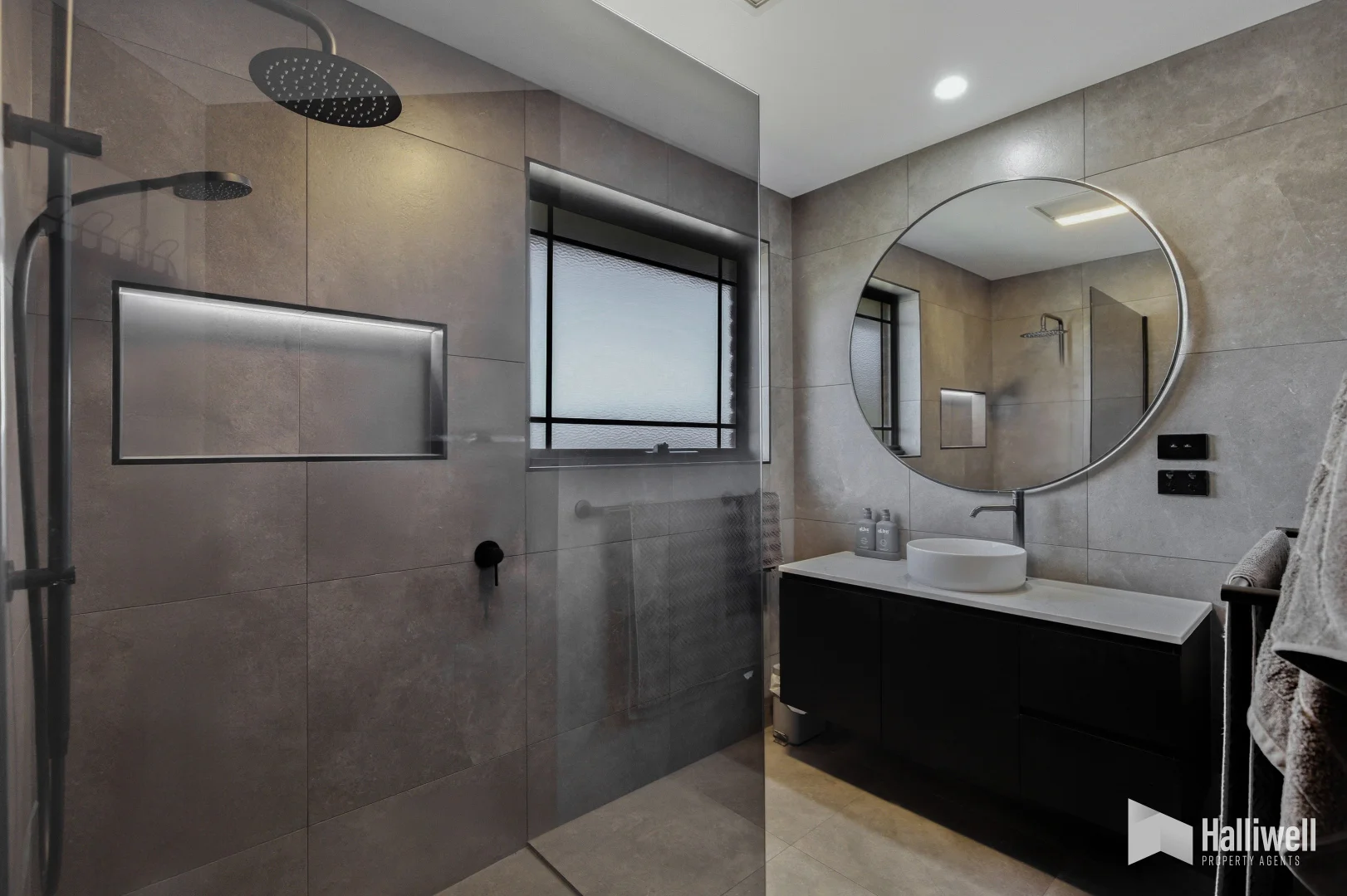 Additional image 15 of 13 Georgiana Street, Devonport TAS 7310