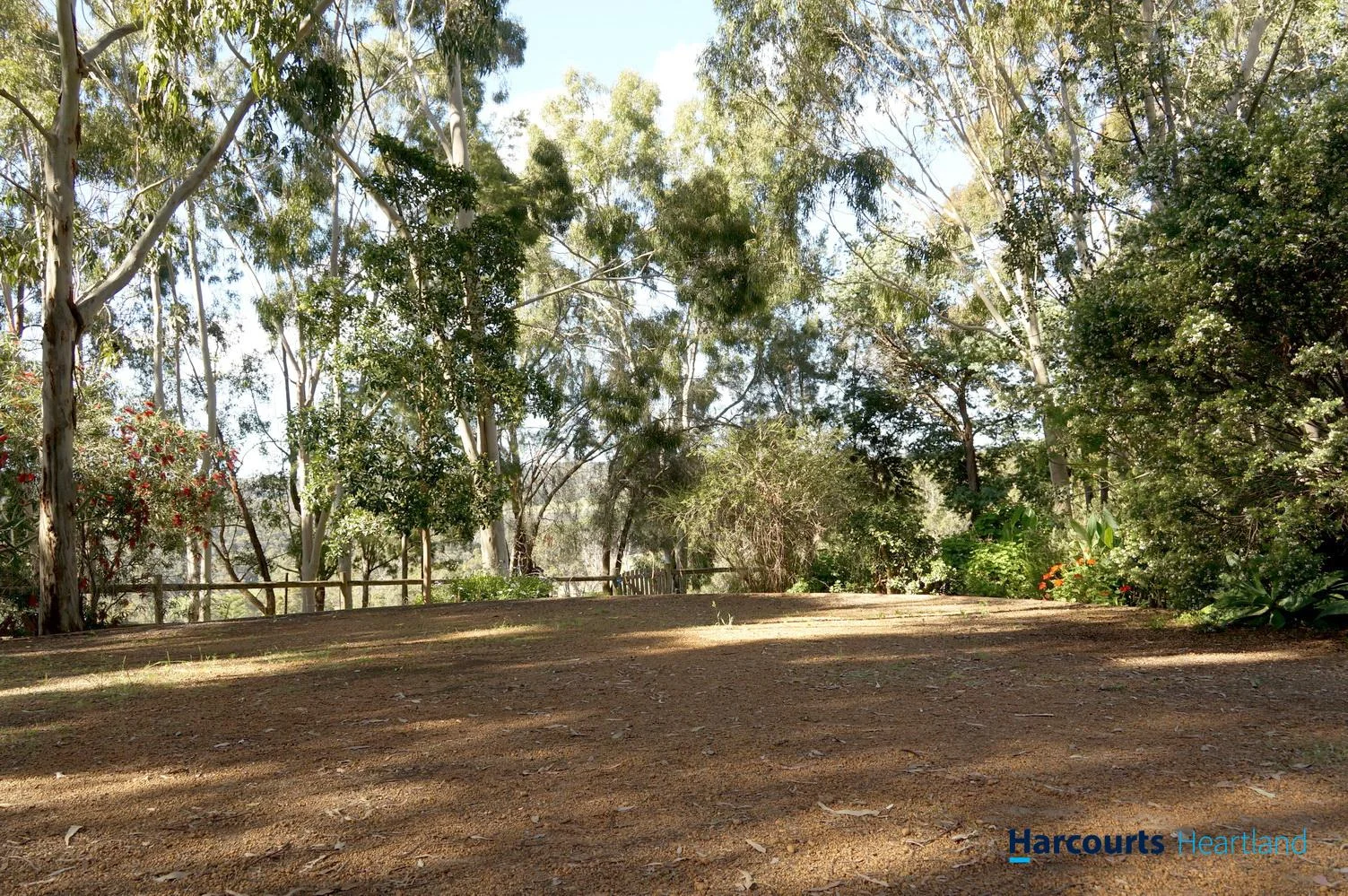 Additional image 16 of 16 Doherty Court, Kangaroo Gully WA 6255