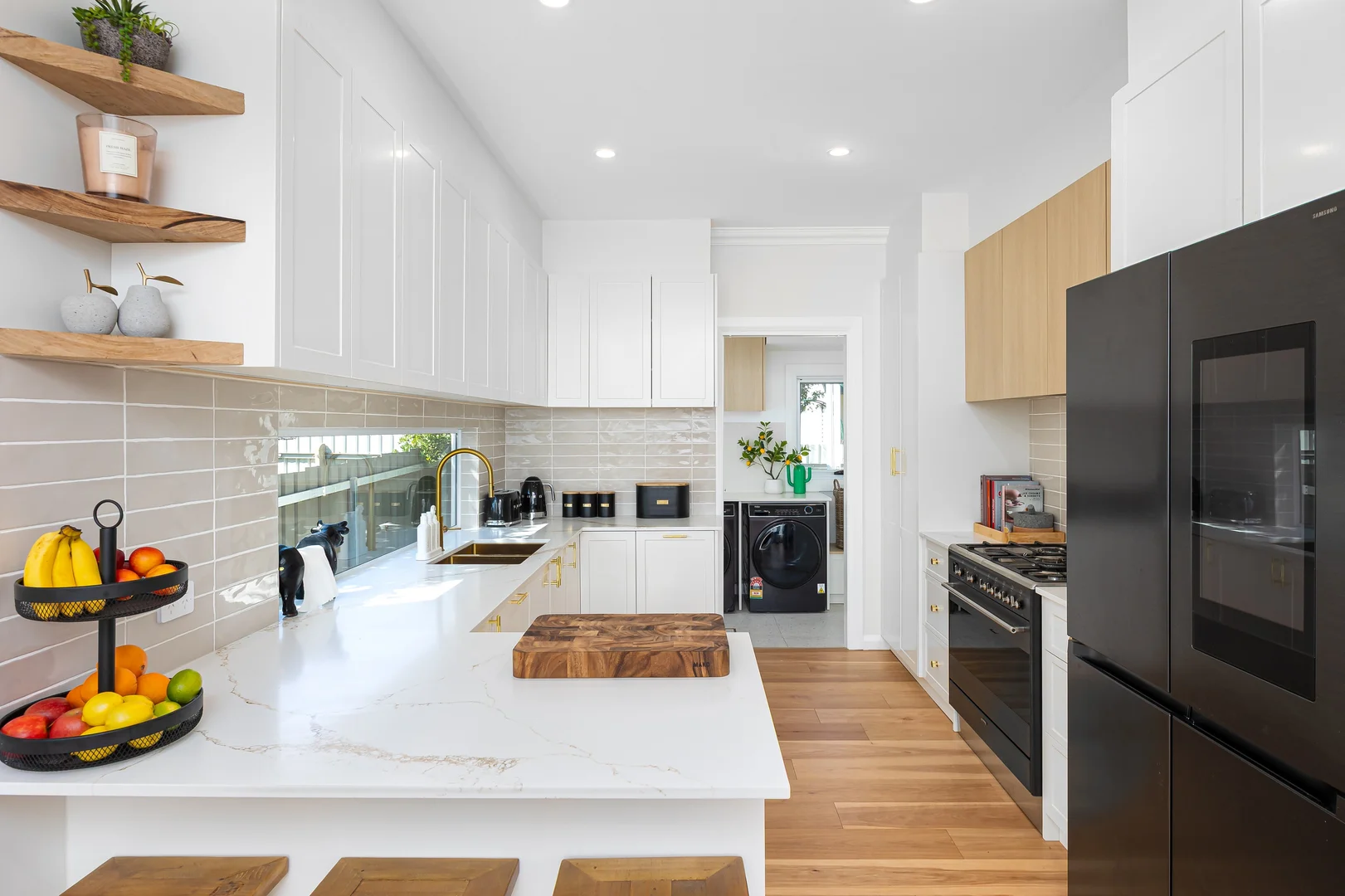 Additional image 4 of 2 Charleville Road, Turvey Park NSW 2650