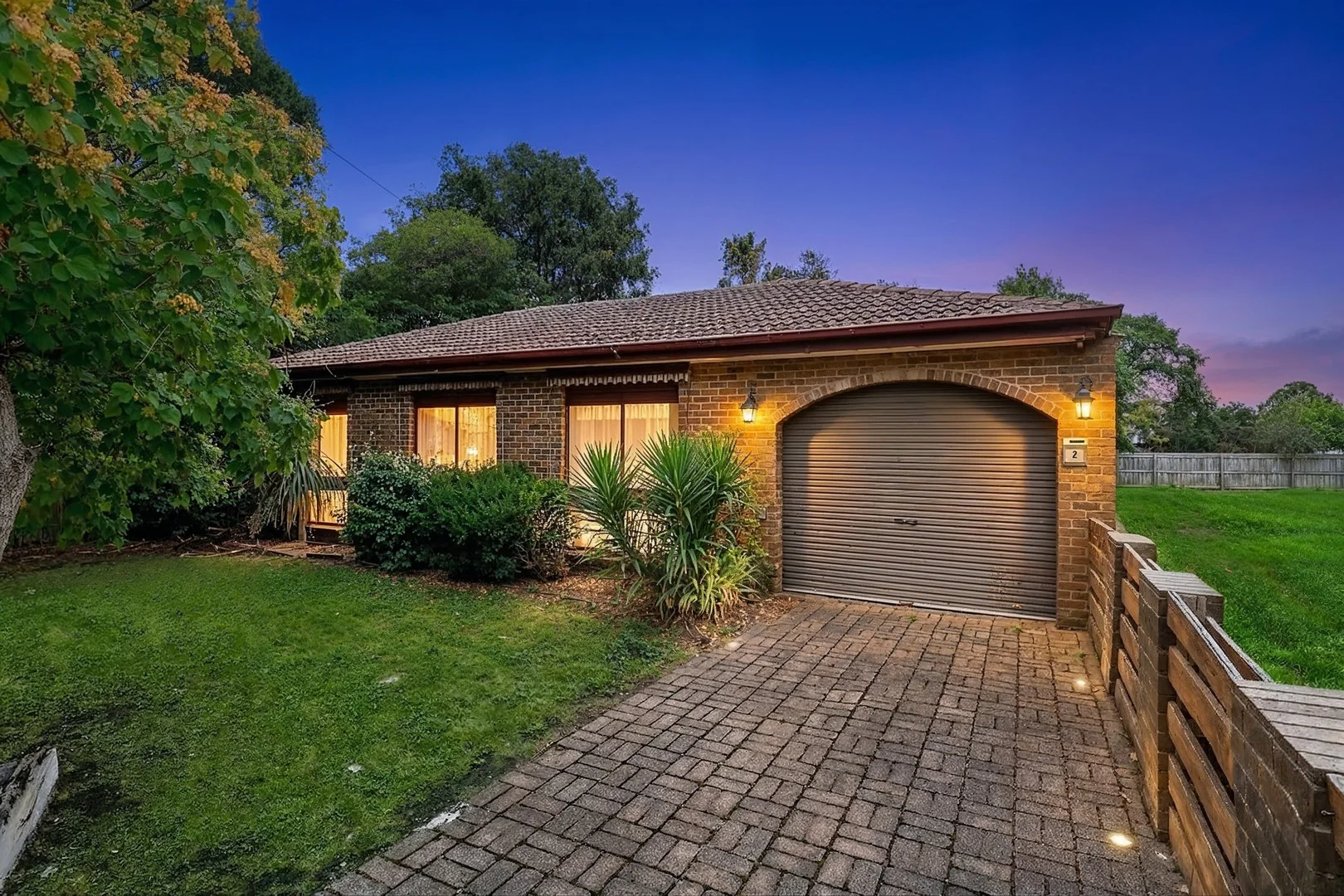 2 Ainsleigh Court, Cranbourne VIC 3977