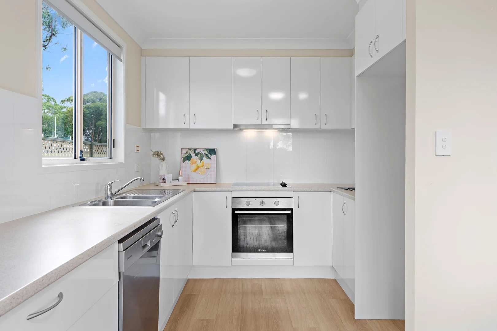 Additional image 4 of 41 Vales Road, Mannering Park NSW 2259