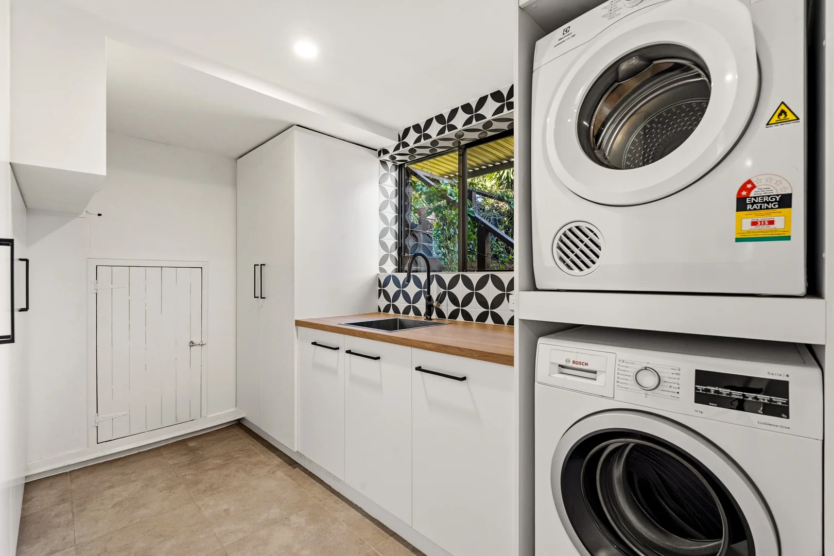 Additional image 15 of 10 Raelyn Street, Centenary Heights QLD 4350