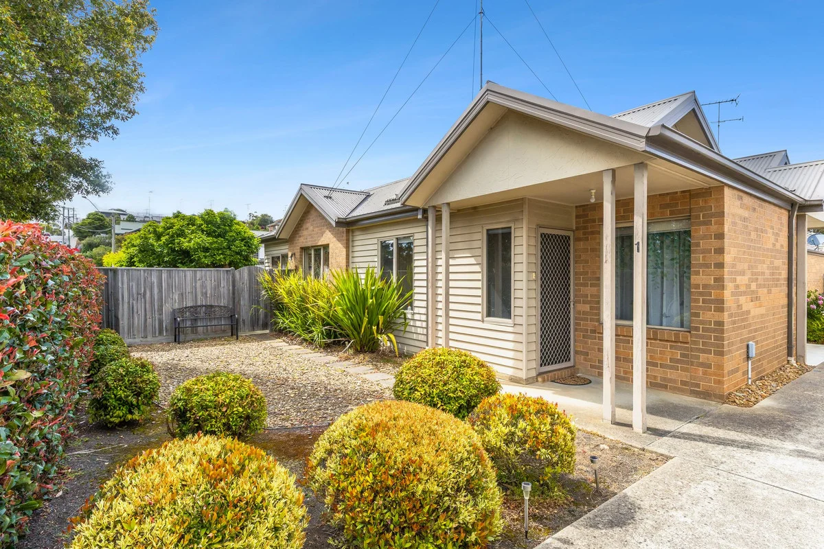 1/225 Roslyn Road, Highton VIC 3216