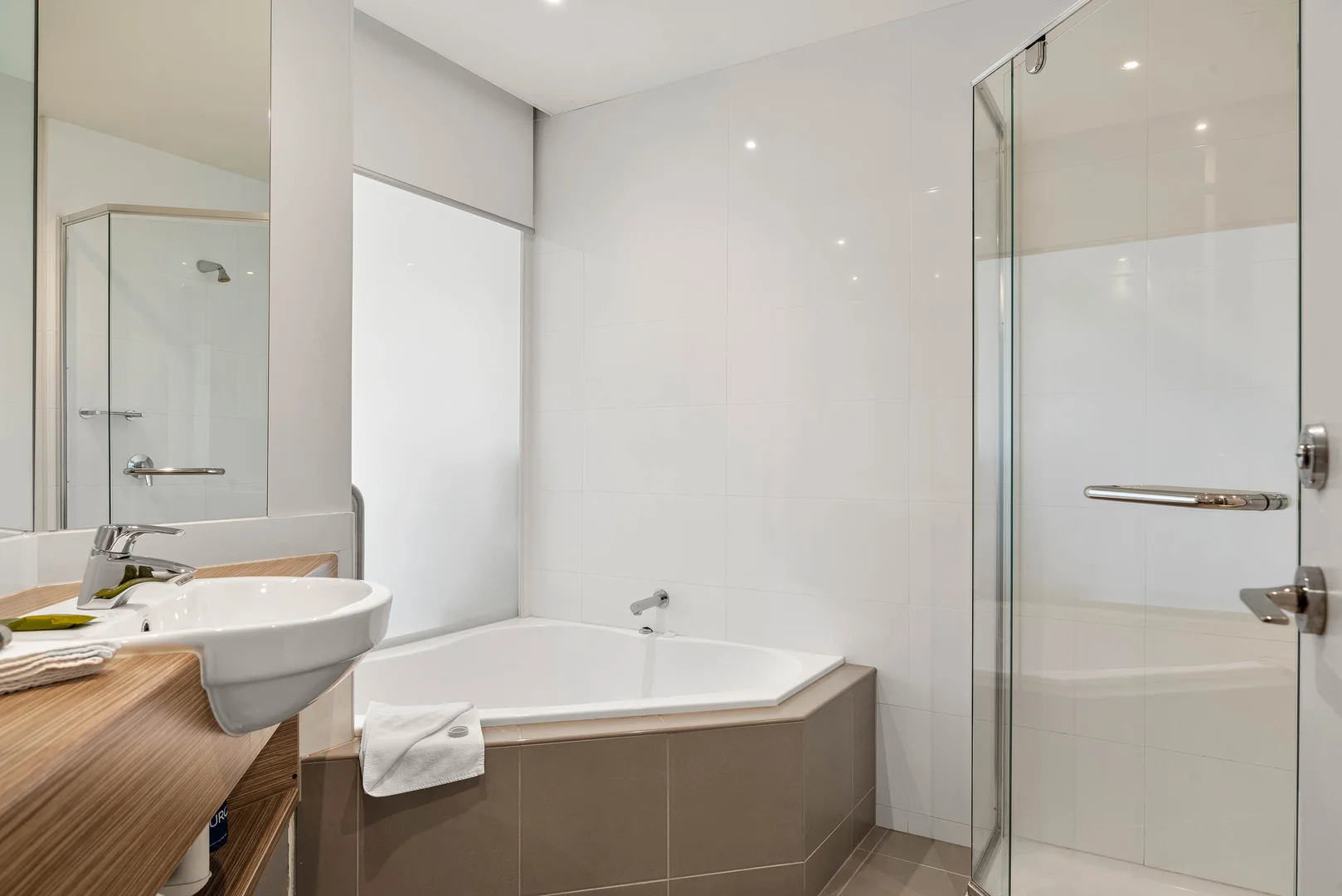 Additional image 9 of 450/2-3 The Esplanade, Cowes VIC 3922