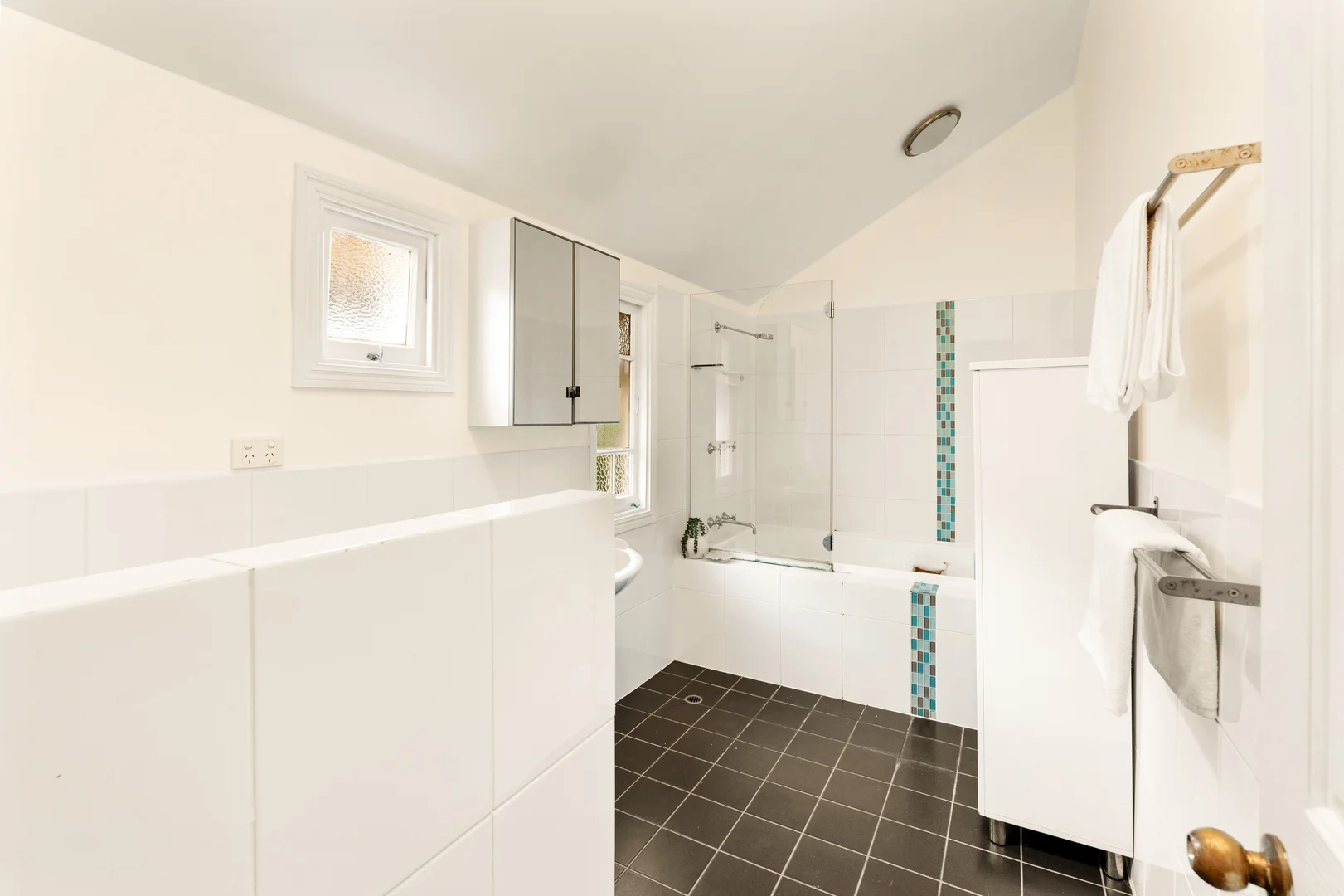 Additional image 24 of 20 Robinson Street, Shorncliffe QLD 4017