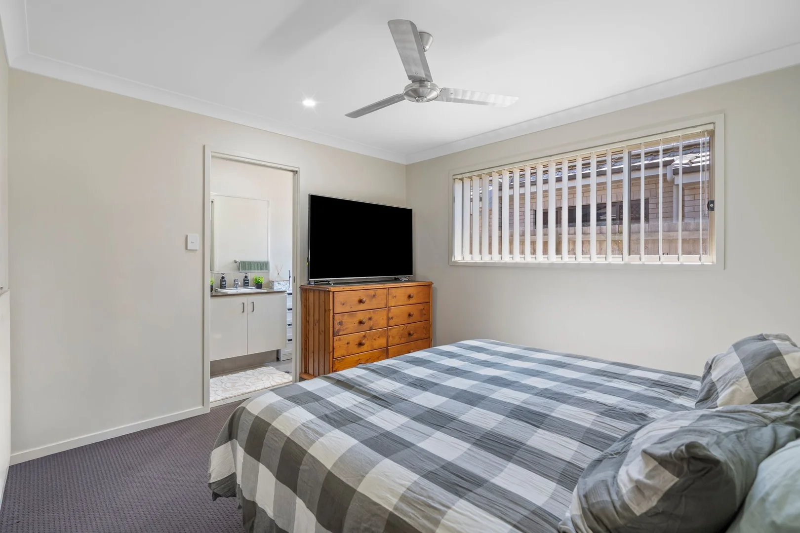 Additional image 7 of 21 Berzins Court, Bahrs Scrub QLD 4207