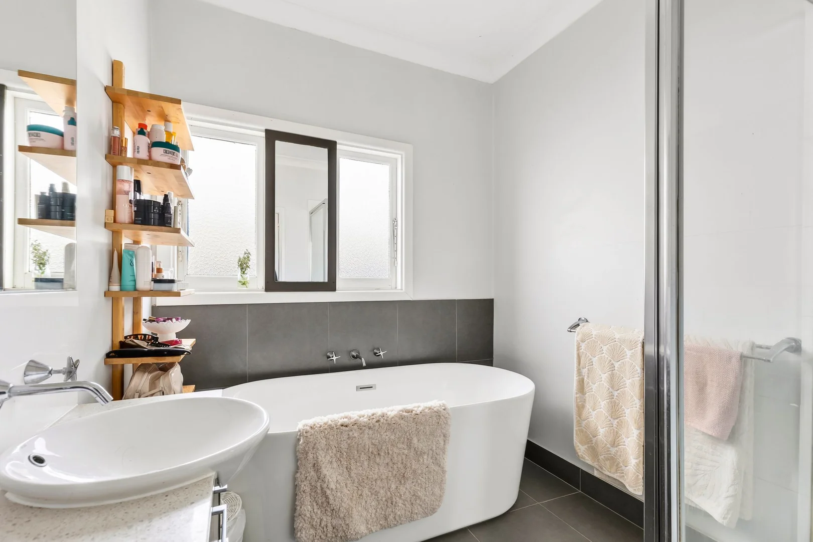 Additional image 9 of 5 Mernda Parade, Belmont VIC 3216