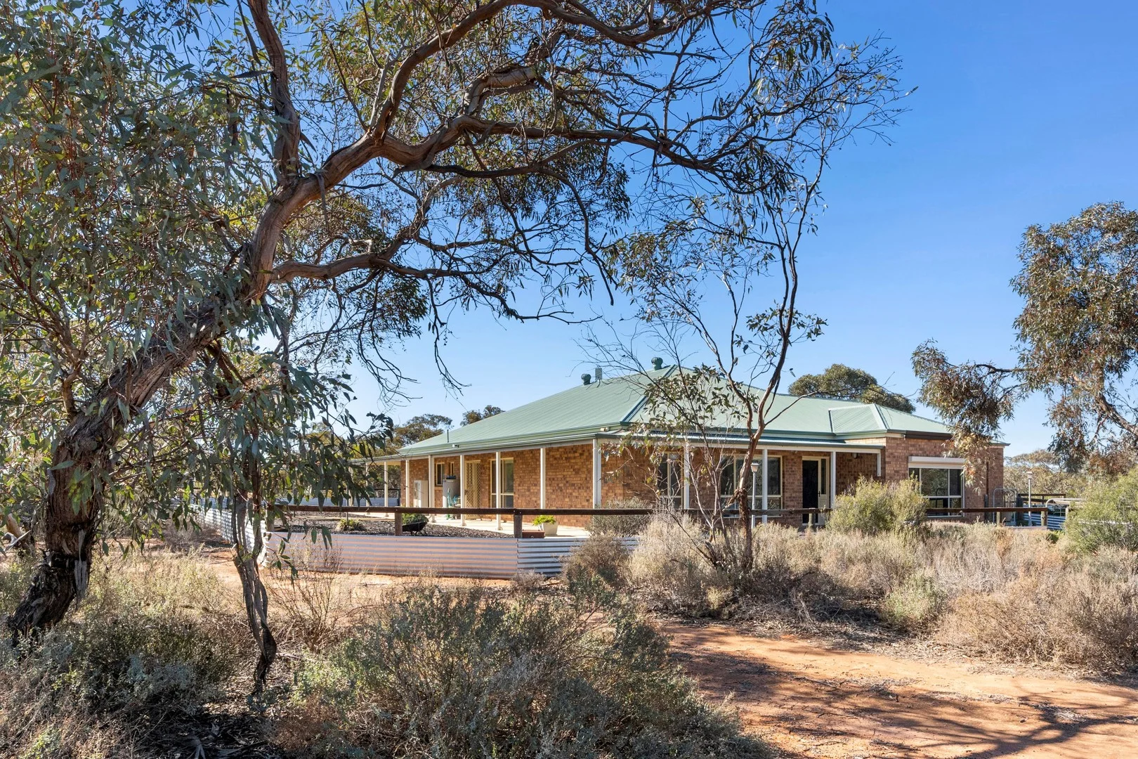 27 Wilksch Road, Glossop SA 5344