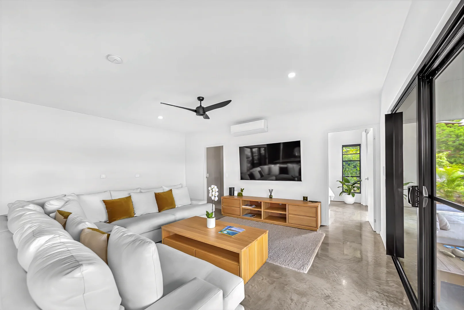 Additional image 11 of 26 Wills Court, Cannonvale QLD 4802