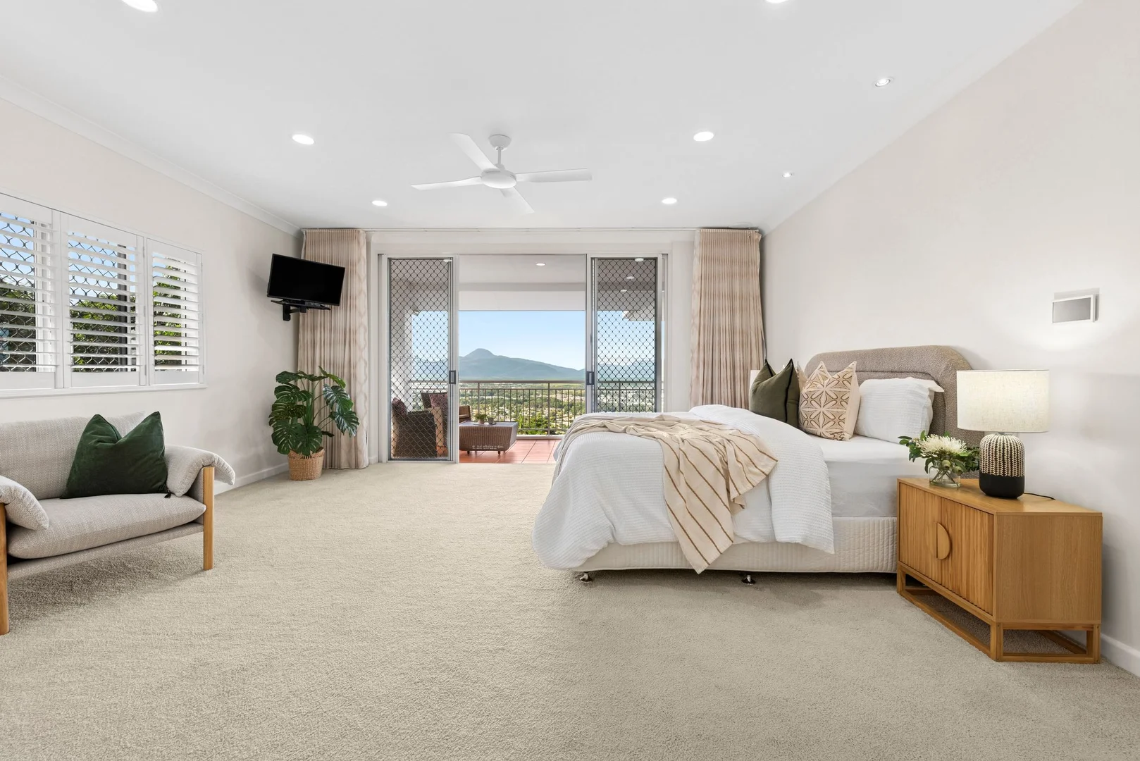 Additional image 15 of 14 Coreega Close, Mooroobool QLD 4870