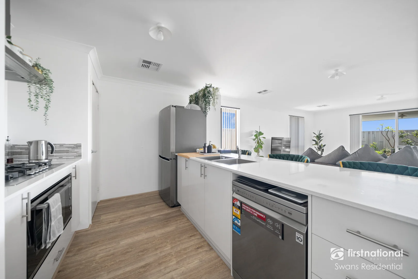 Additional image 3 of 16 Venetian Road, Eglinton WA 6034