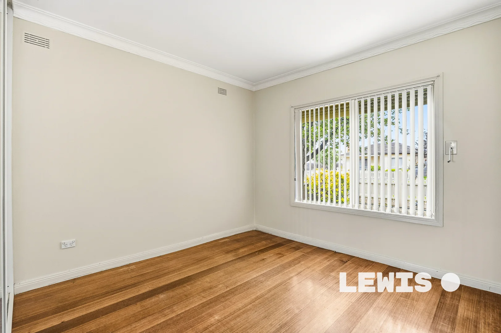 Additional image 5 of 1/32 Euroa Avenue, Sunshine North VIC 3020