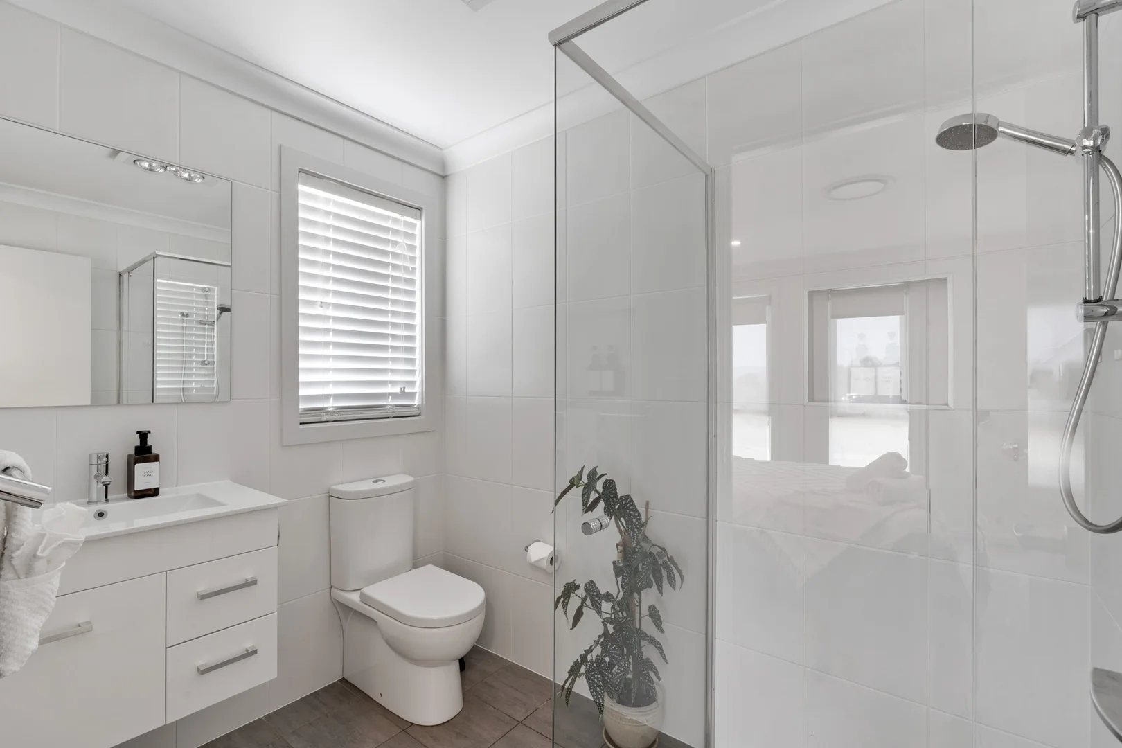 Additional image 8 of 1 Jindalee Crescent, Nowra NSW 2541