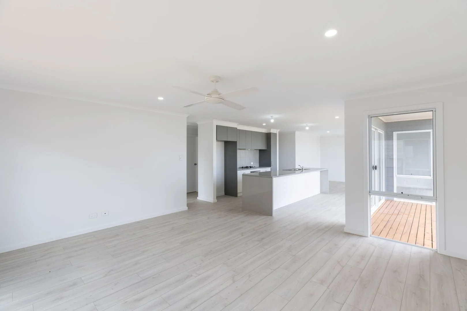 Additional image 5 of 94B John Lewis Drive, Port Broughton SA 5522