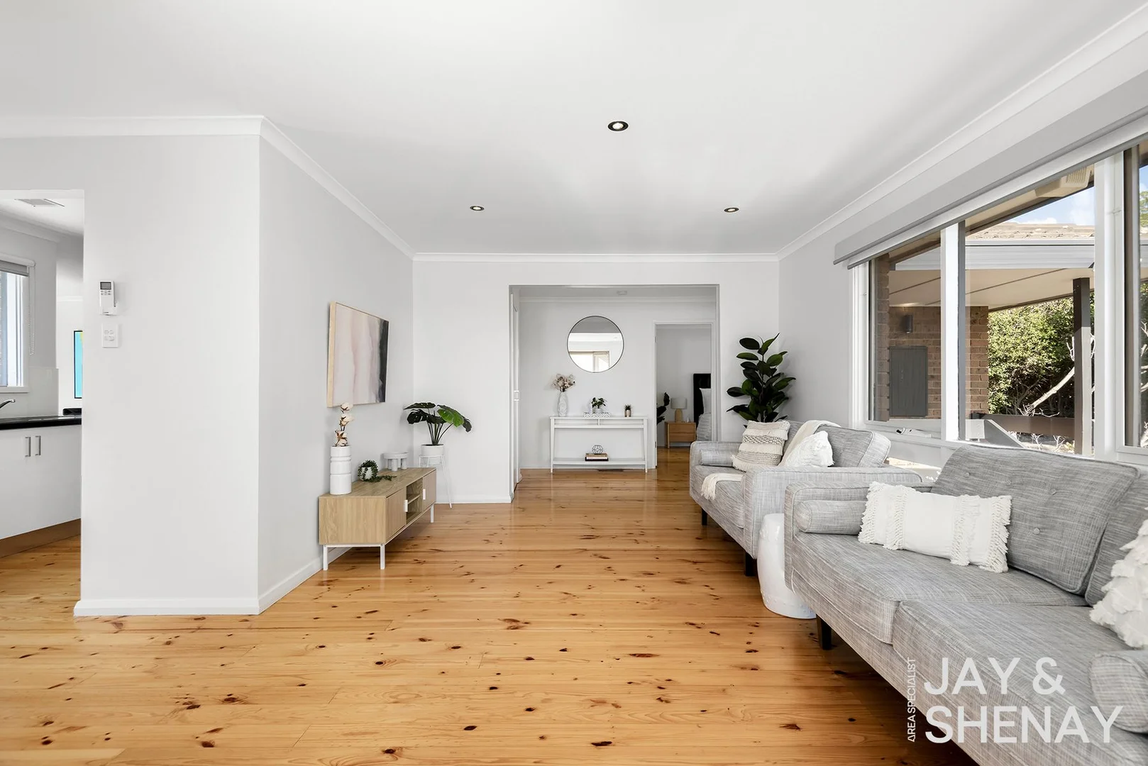 Additional image 4 of 10 Harvey Place, Endeavour Hills VIC 3802