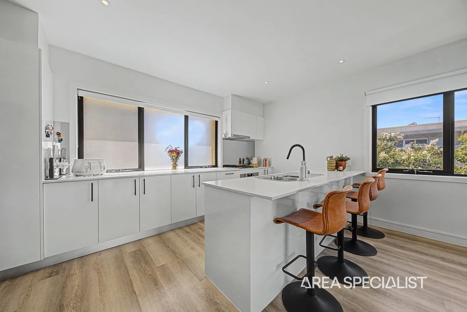 26/17 Edgeware Close, Pakenham VIC 3810