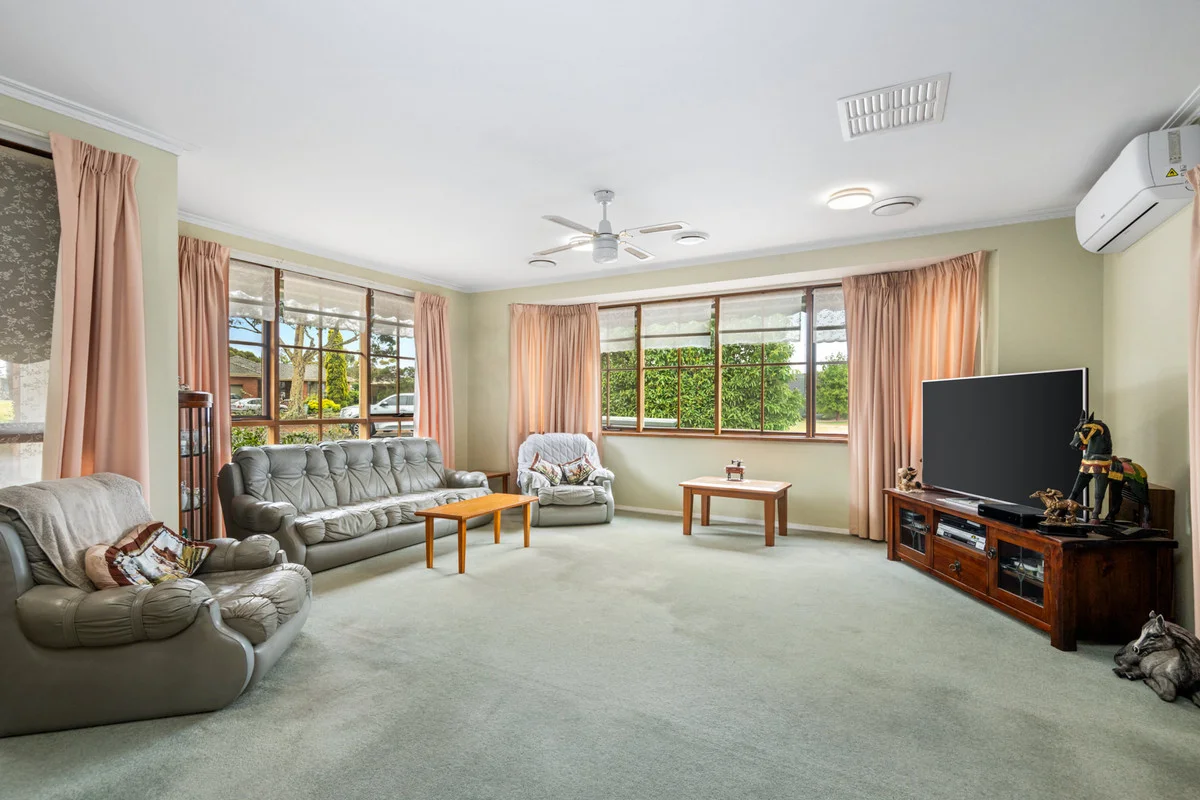 Additional image 5 of 18 Strathire Gardens, Hamlyn Heights VIC 3215