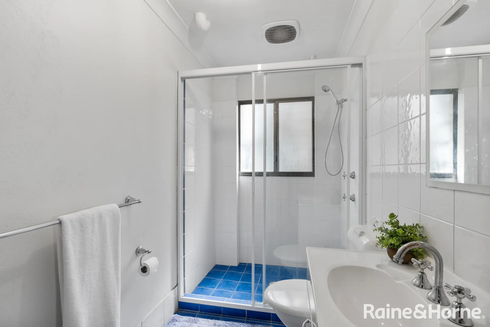 Additional image 21 of 45 Canberra Crescent, Burrill Lake NSW 2539