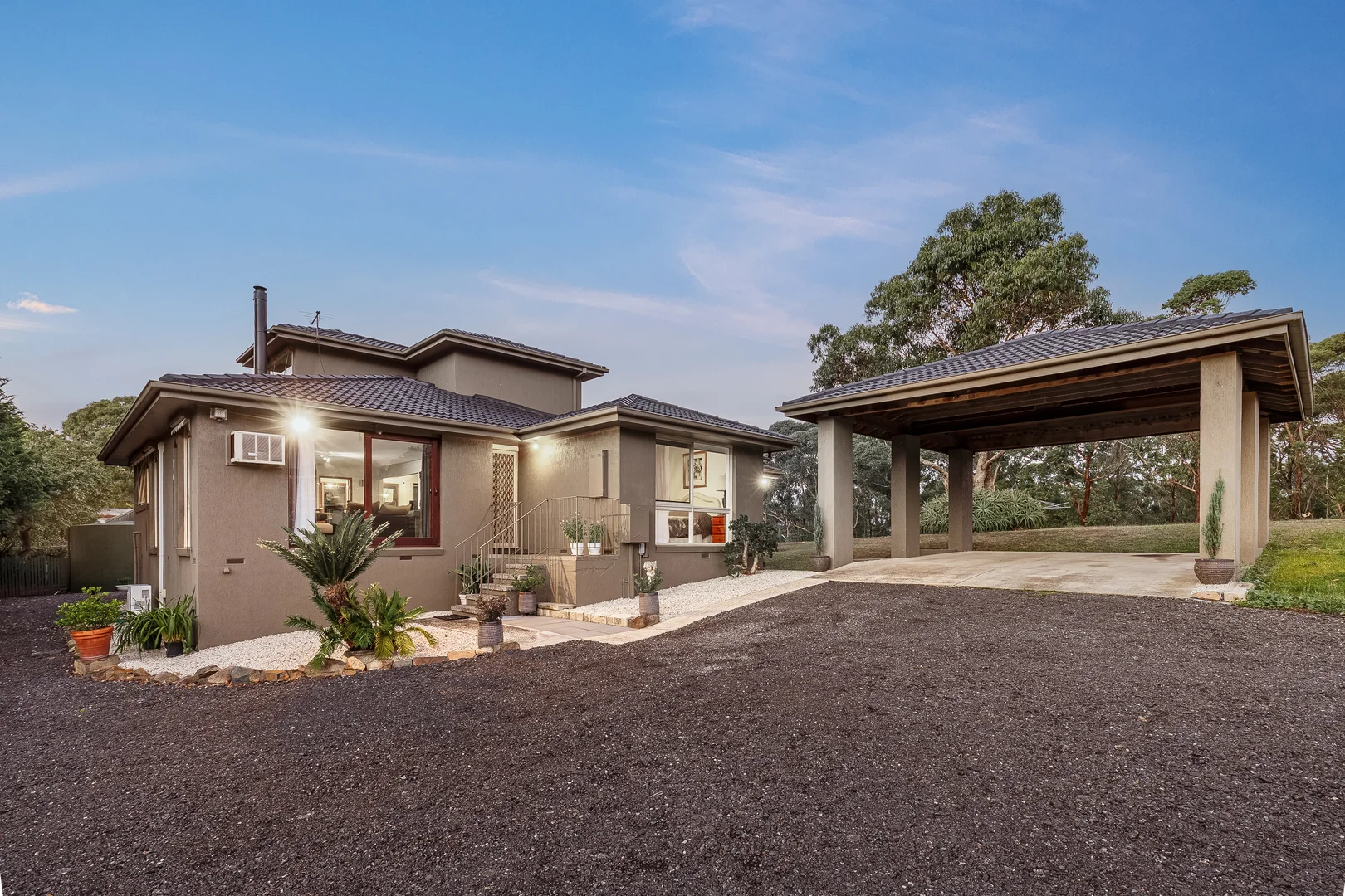 Additional image 2 of 2/10 Oaks Court, Lysterfield South VIC 3156