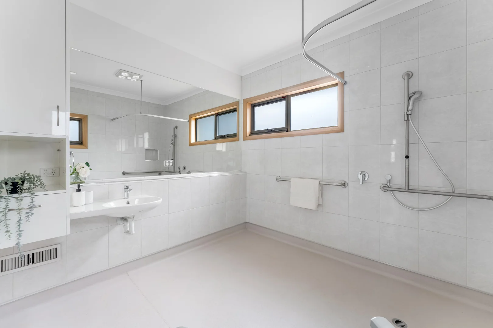 Additional image 11 of 1/98 Oak Street, Beaumaris VIC 3193