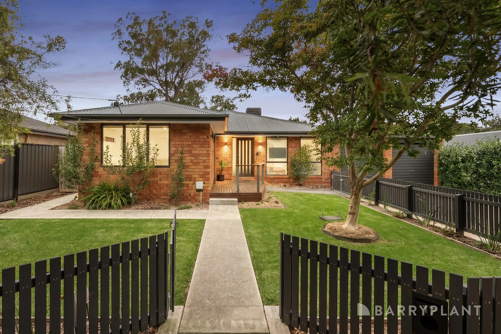17 Toolimerin Avenue, Bayswater North VIC 3153