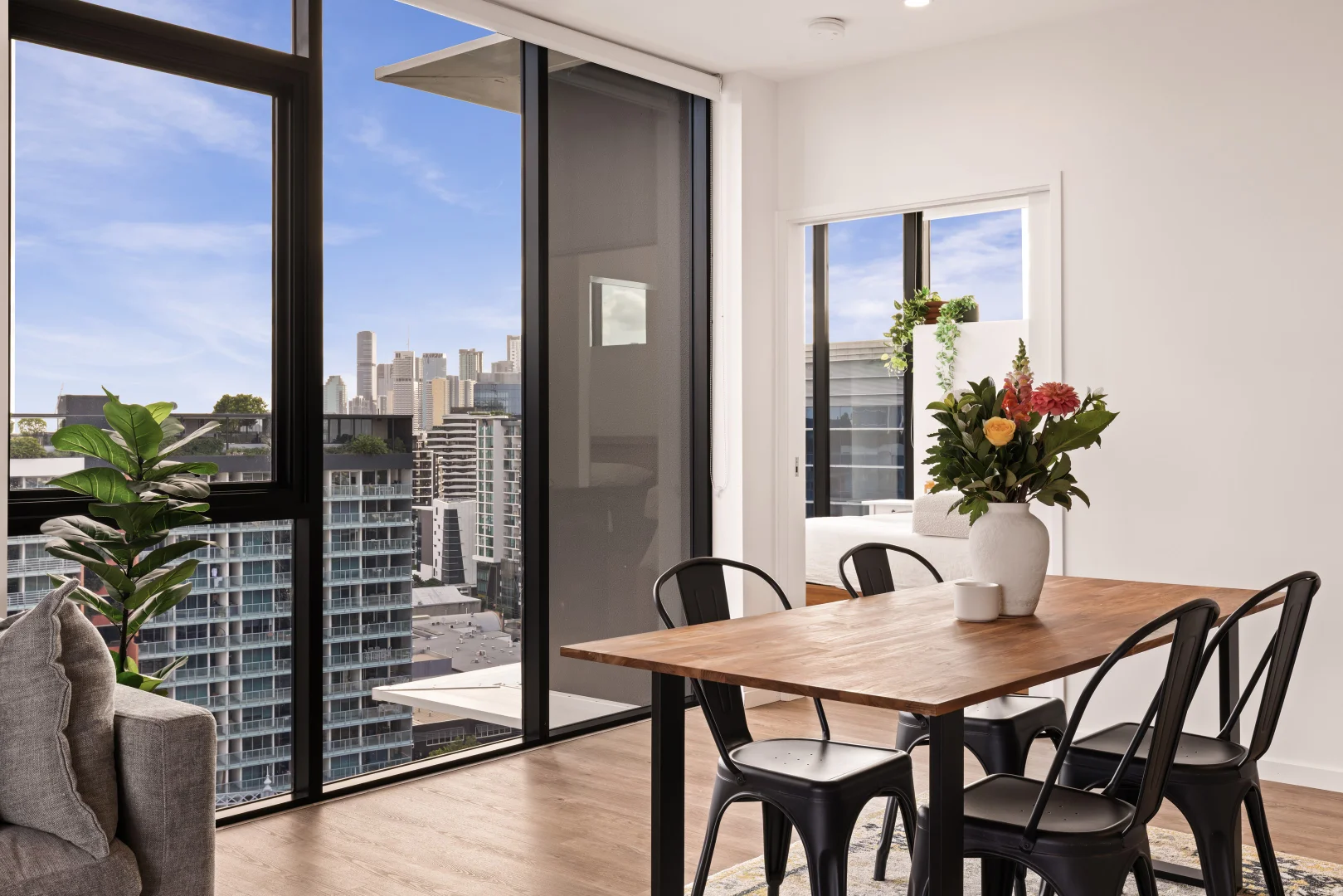 Additional image 3 of 1509/12 Cunningham Street, Newstead QLD 4006