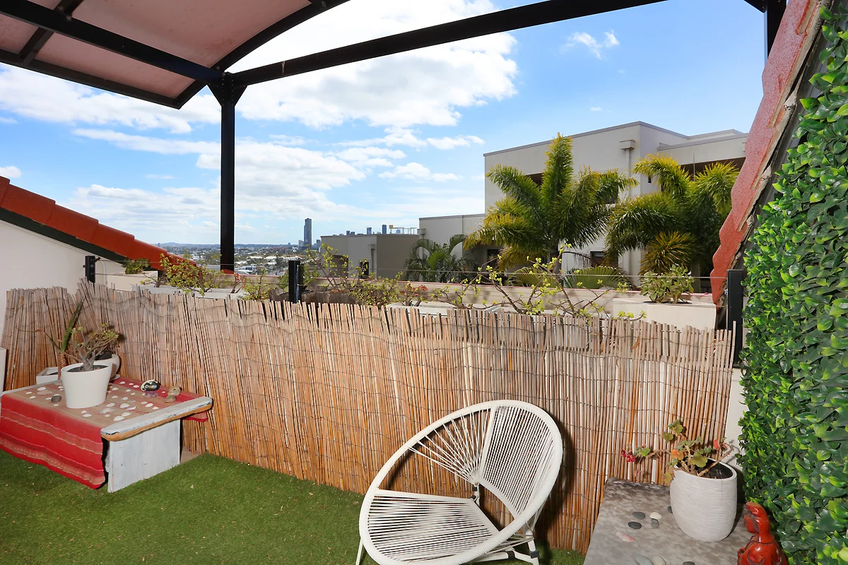 Additional image 21 of E39/1 GREAT HALL DRIVE, Miami QLD 4220