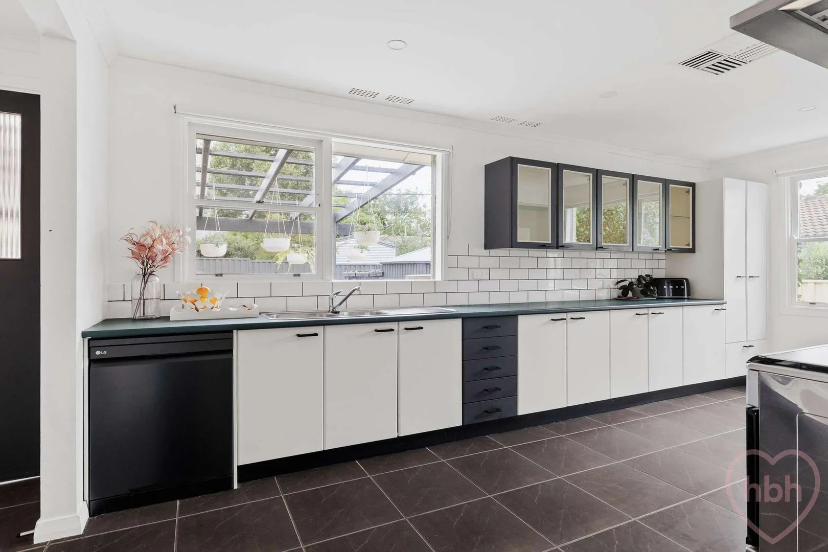 Additional image 12 of 244 Antill Street, Hackett ACT 2602