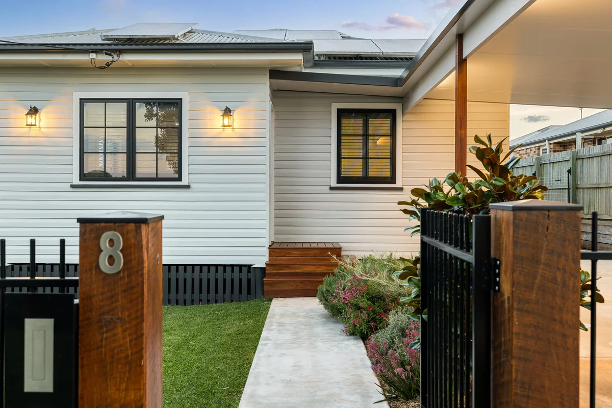 8 Lendrum Street, Newtown QLD 4350