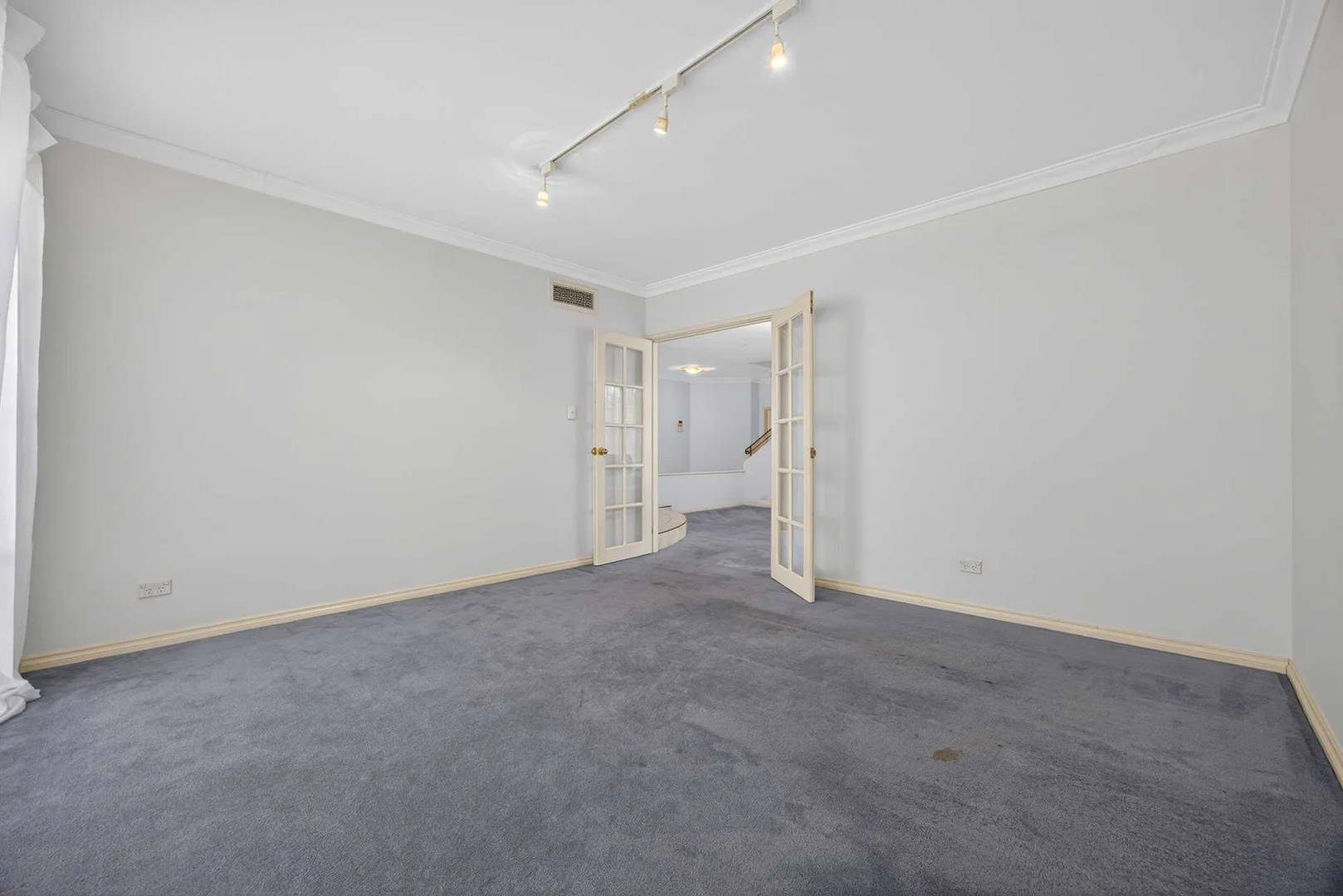 Additional image 5 of 35 McCallum Crescent, Ardross WA 6153