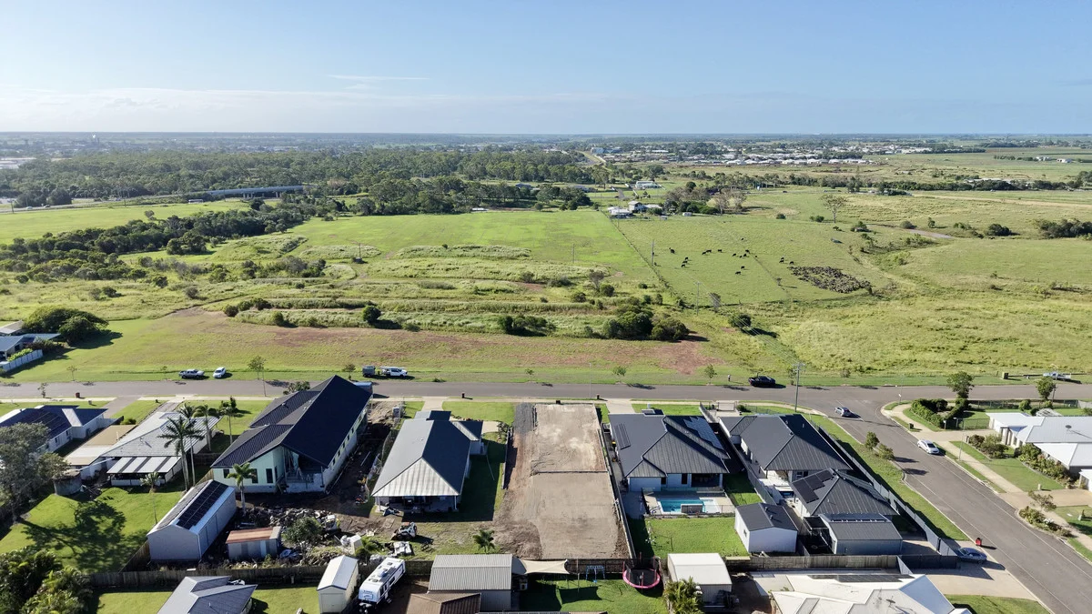 Additional image 5 of 64 Sienna Boulevard, Ashfield QLD 4670