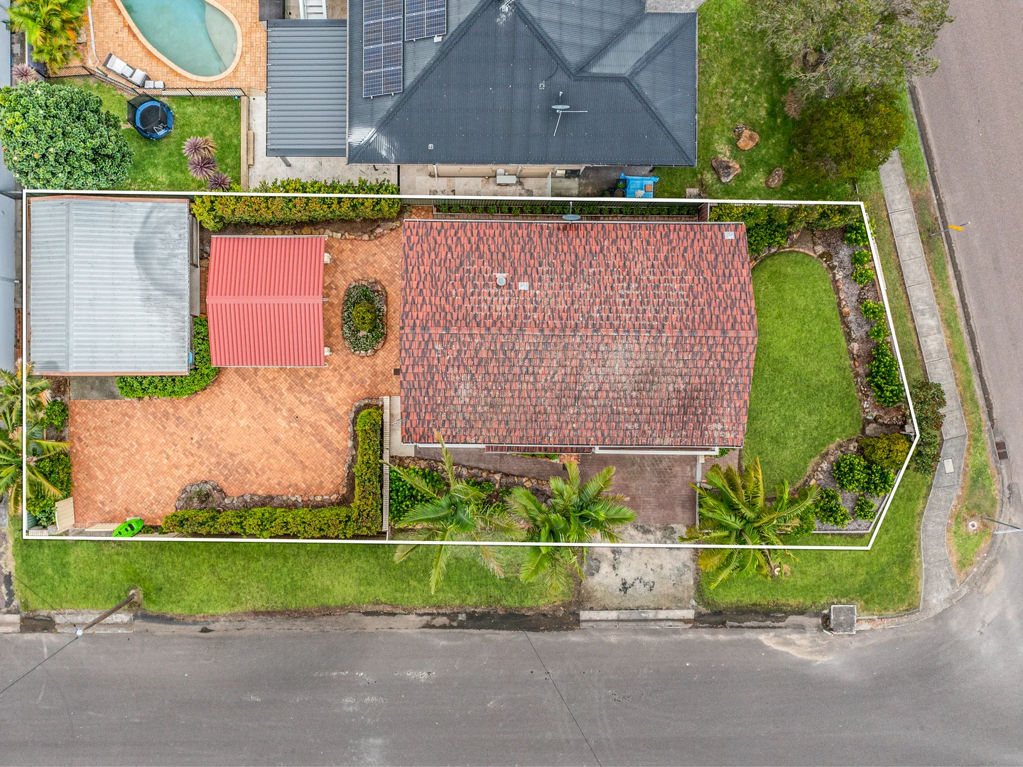 Additional image 11 of 242 Lakedge Avenue, Berkeley Vale NSW 2261
