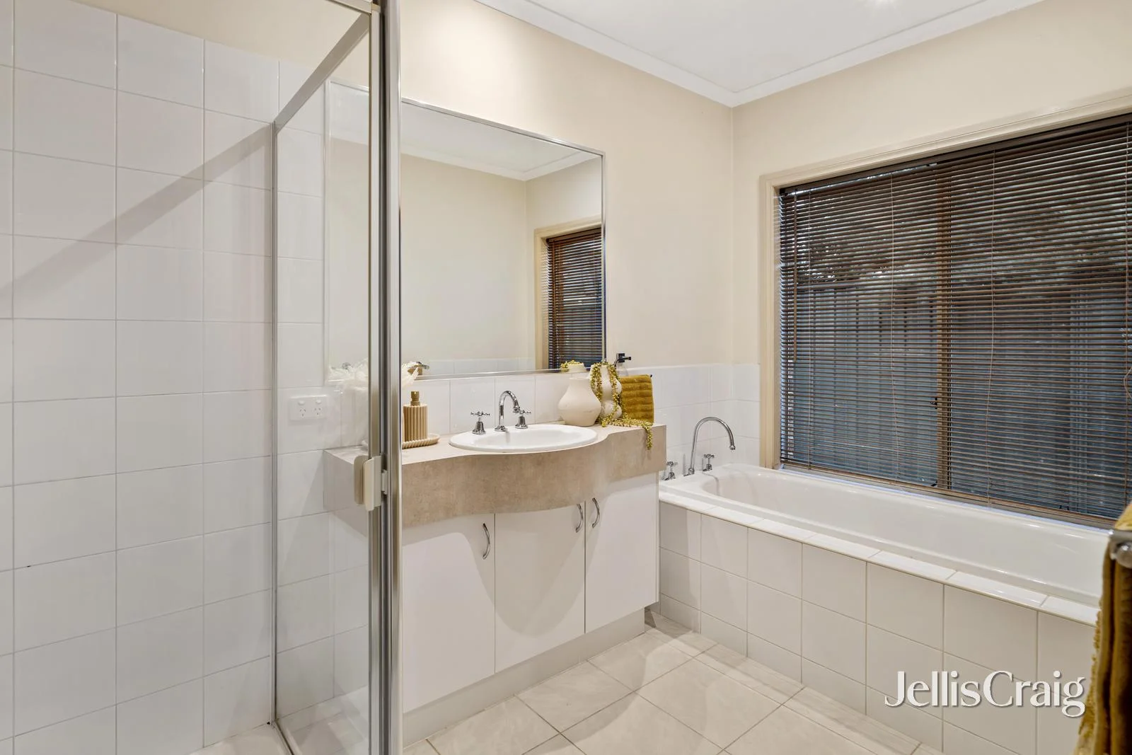 Additional image 11 of 5 Waterford Place, Greensborough VIC 3088
