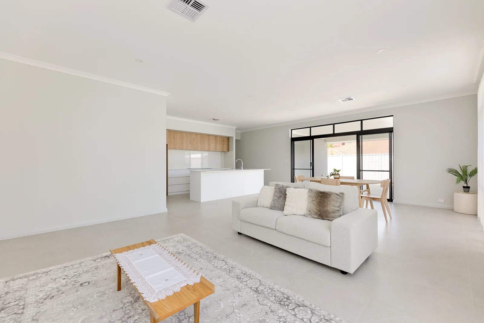 Additional image 6 of 61 Reynolds Road, Mount Pleasant WA 6153