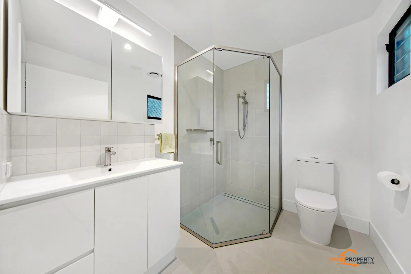 Additional image 6 of Unit 1/80-86 River Ave, Mighell QLD 4860