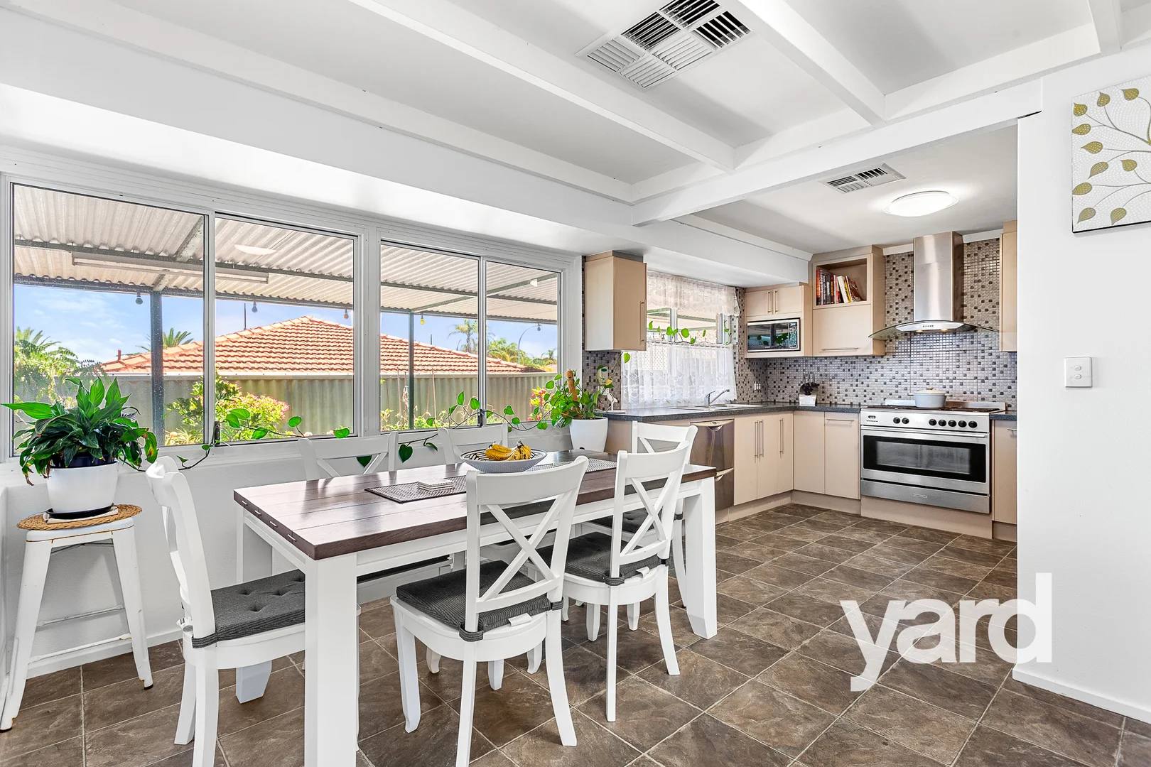 Additional image 3 of 6 Shelley Way, Lake Coogee WA 6166