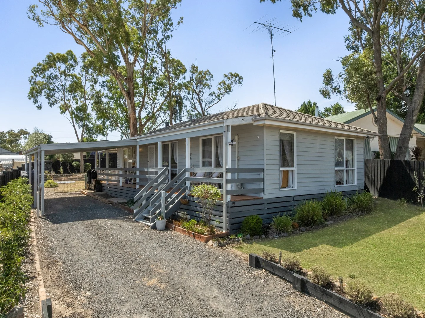 3 Donaldson Drive, Broadford VIC 3658