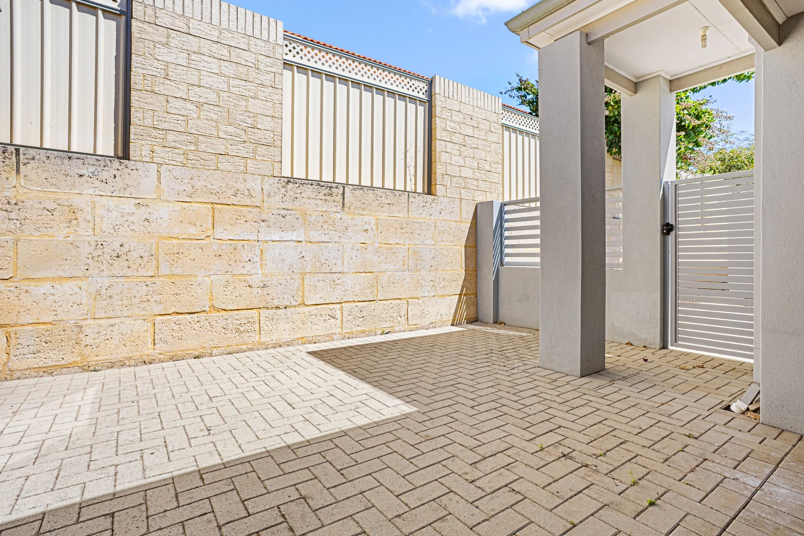 Additional image 12 of 8/1 Humboldt Entrance, Aubin Grove WA 6164