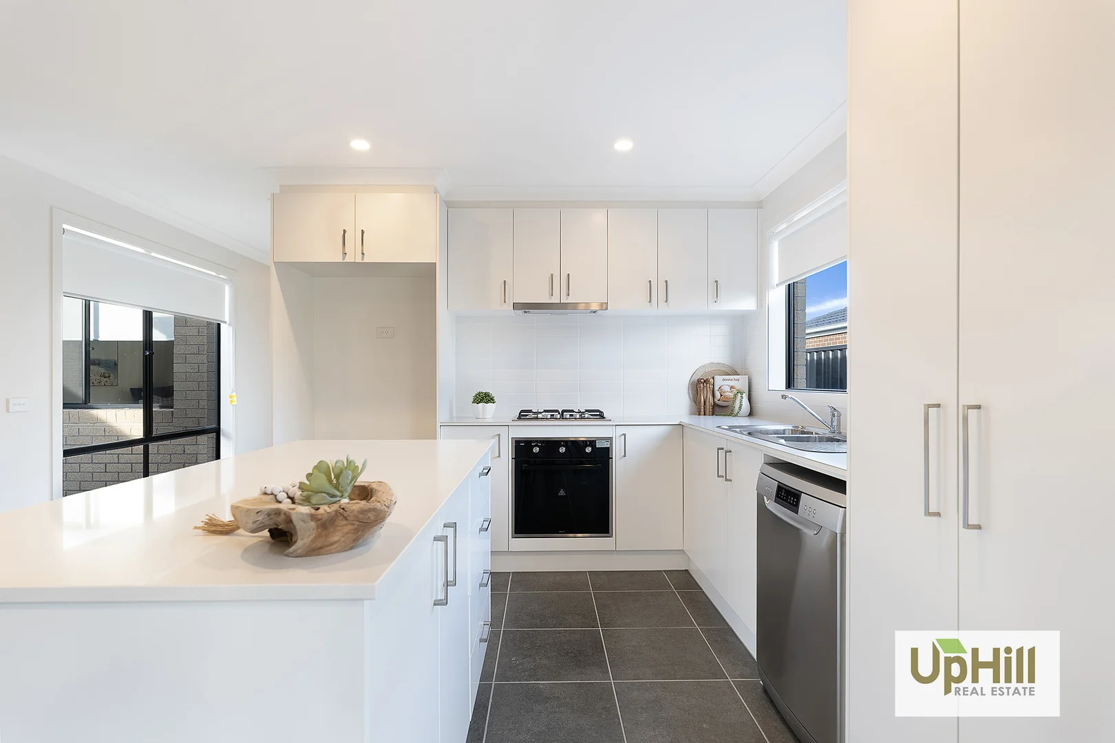 Additional image 3 of 66 Thewlis Road, Pakenham VIC 3810