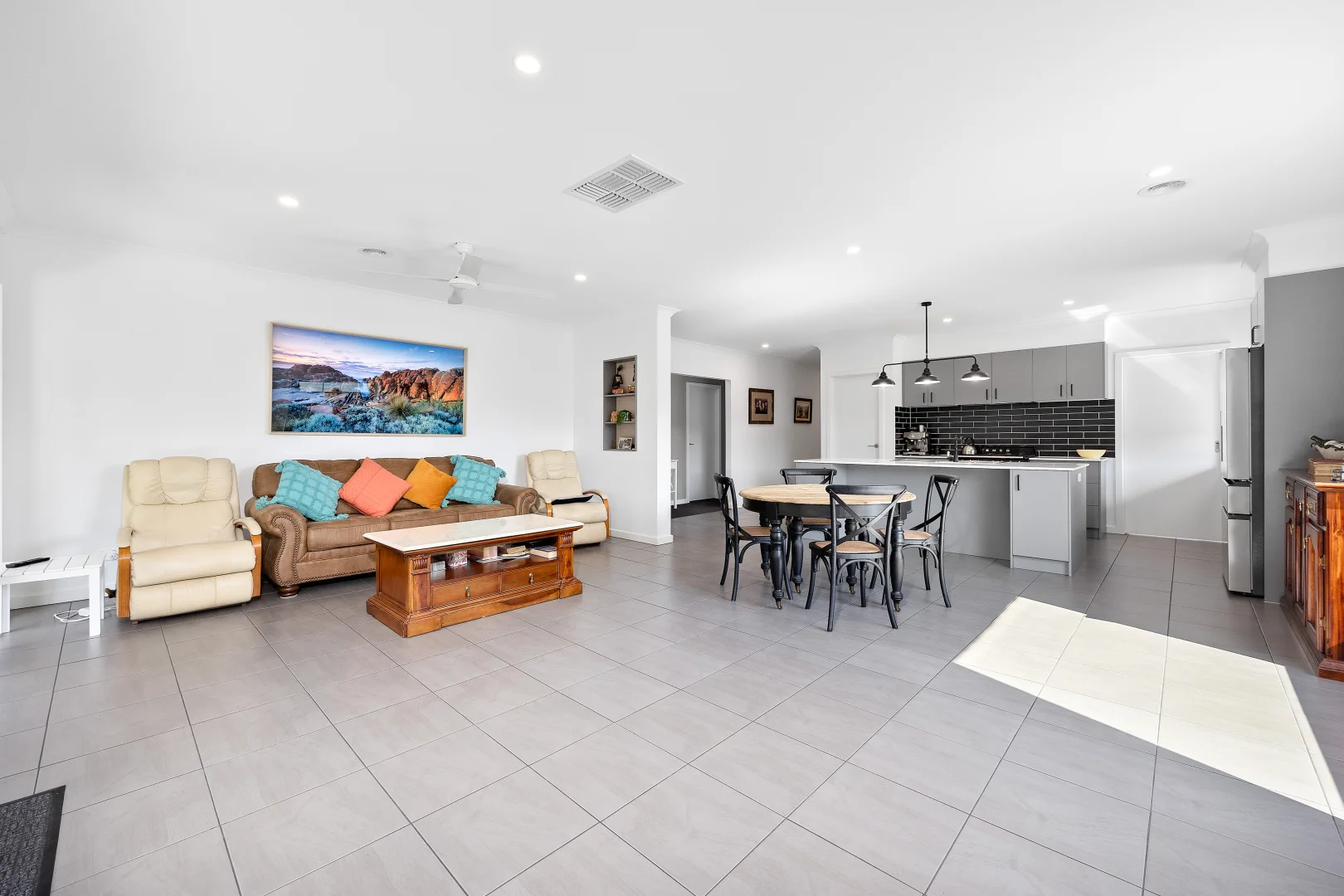 Additional image 5 of 8 Hickory Street, Warragul VIC 3820