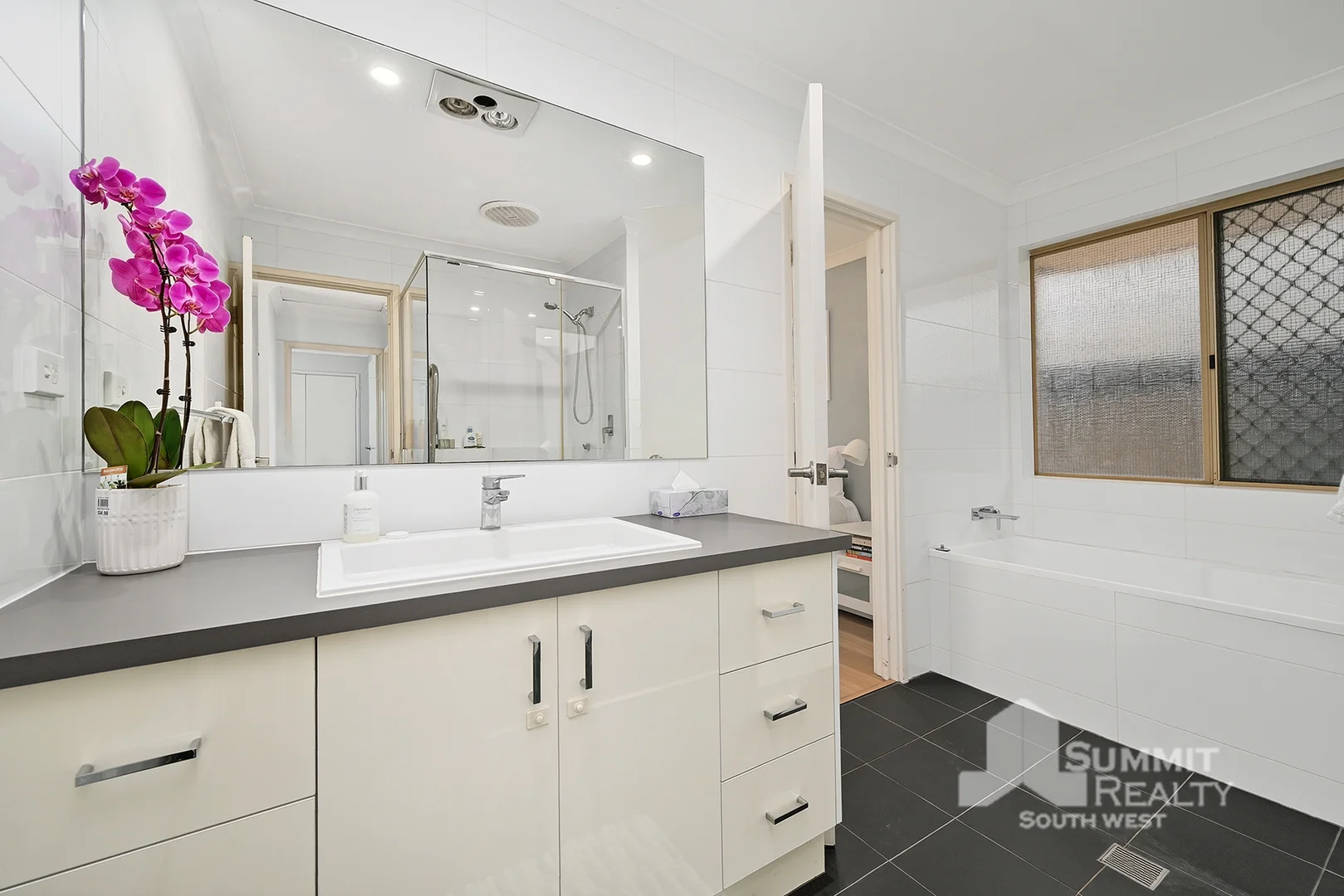 Additional image 11 of 23A Beach Road, South Bunbury WA 6230