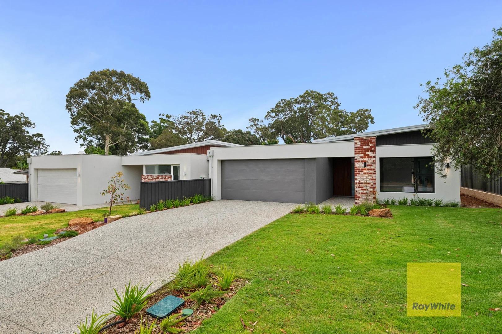 Additional image 34 of 13 Crestview Crescent, Kalamunda WA 6076