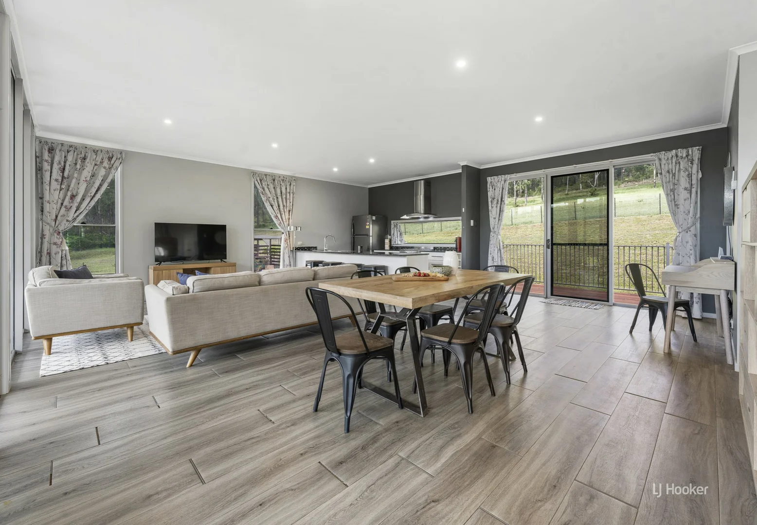 Additional image 12 of 870 Esk Hampton Rd, Redbank Creek QLD 4312