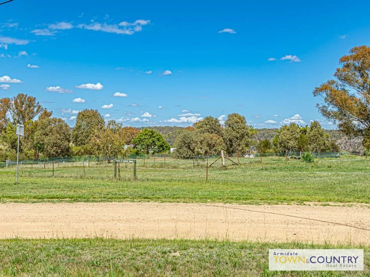 22 Isabella Street, Armidale NSW 2350
