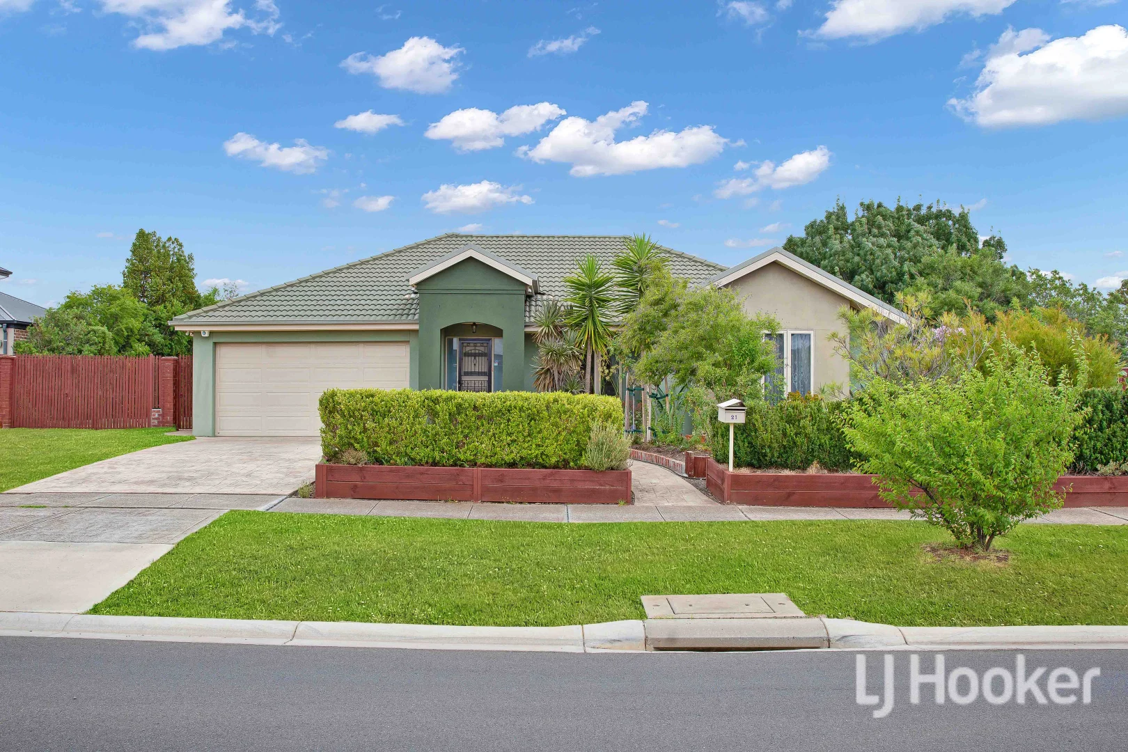 Additional image 23 of 21 Highfield Way, Kurunjang VIC 3337