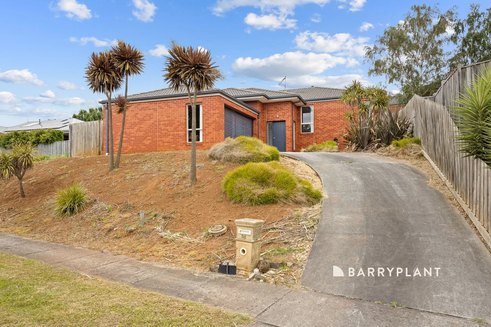 38 Nickell Court, Drouin VIC 3818