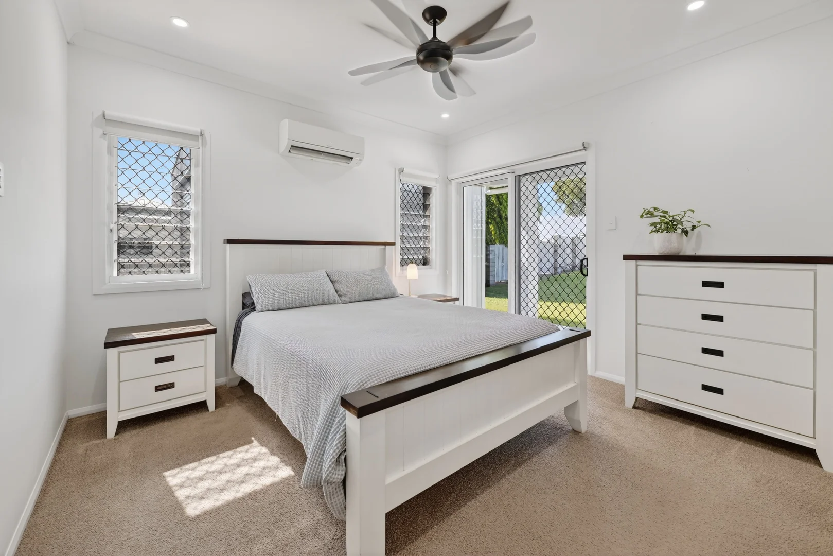 Additional image 9 of 6 Dune Parade, Bushland Beach QLD 4818